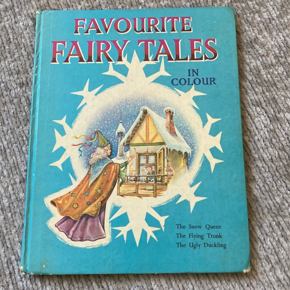 Vintage Children’s Book Favorite Fairy Tales Hardcover‎ Illustrated